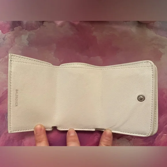 Balenciaga Compact Wallet (EUC; White/Silver) - Picture 2 of 16